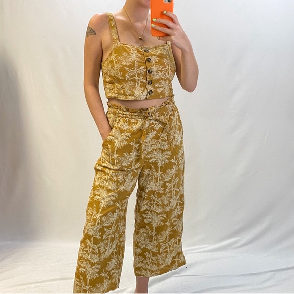 American Eagle Outfitters Pants - American Eagle Beach Set